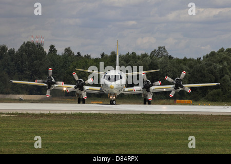P - 3C Orion der deutschen Marine auf der Startbahn in Manching, Deutschland. Stockfoto