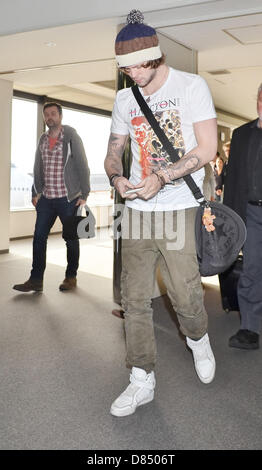 Tokio, Japan. 18. Mai 2013. Jay McGuiness, 18. Mai 2013: Tokio, Japan: Jay McGuiness von The Wanted kommt am internationalen Flughafen Narita in der Präfektur Chiba, Japan am 18. Mai 2013. (Foto: AFLO/Alamy Live News/Alamy Live-Nachrichten) Stockfoto