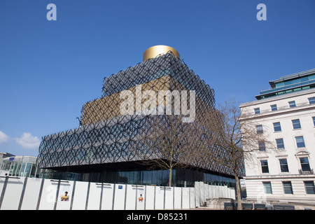 Die fast fertige Library of Birmingham April 2013. Voraussichtlich im September 2013 eröffnet. Stockfoto