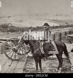 General William T. Sherman auf dem Pferderücken auf Anschluß Linie in der Nähe von Atlanta im Jahr 1864. Stockfoto