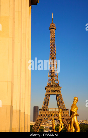 Palais de Chaillot und Eiffelturm, Paris, Frankreich Stockfoto