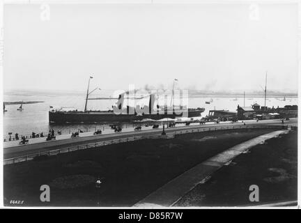 Paddle Steamer verlässt Fleetwood Stockfoto