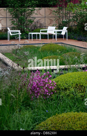 Brewin Dolphin Garten, Aussteller: Brewin Dolphin, Designer: Robert Myers Chelsea Flower Show 2013 Stockfoto