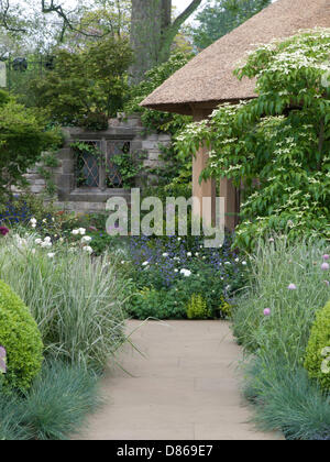 London, UK. 20. Mai 2013. Chelsea Flower Show.der M & G Hundertjahrfeier Garten. London, UK. Bildnachweis: Ian Thwaites/Alamy Live-Nachrichten Stockfoto