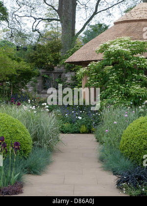 London, UK. 20. Mai 2013. Chelsea Flower Show.der M & G Hundertjahrfeier Garten. London, UK. Bildnachweis: Ian Thwaites/Alamy Live-Nachrichten Stockfoto