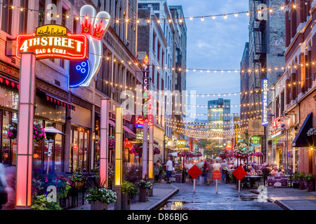 Club-Szene auf East 4th Street in Cleveland, Ohio Stockfoto