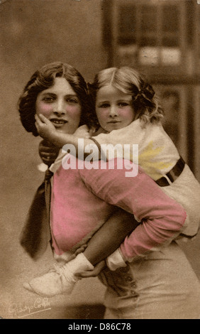 Gladys Cooper mit Tochter Joan Buckmaster Stockfoto