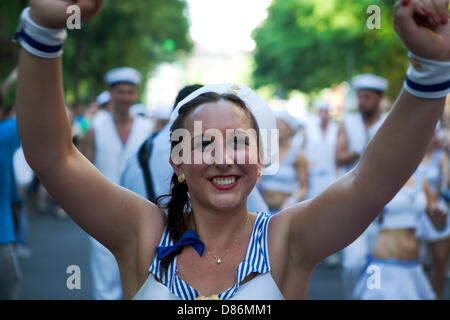Berlin, Deutschland. 19. Mai 2013. Karneval der Kulturen - jährlichen Karneval und Straßenfest in Deutschlands Hauptstadt Berlin. Bildnachweis: Rey T. Byhre / Alamy Live News Stockfoto