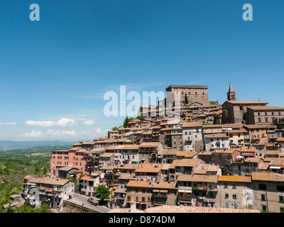 Der mittelalterliche Hill Top Stadt Soriano Nel Cimino, Umbrien, Italien Stockfoto