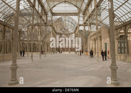 Kristallpalast Palacio de Cristal in der Park Parque del Retiro in der spanischen Hauptstadt Madrid, Spanien, Europa Stockfoto