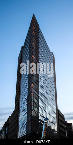 Moderne Wolkenkratzern, Stahl und Glas, befindet sich am Potsdamer Platz an der Stelle, wo vorher dort war die Berliner Mauer, Deutschland Stockfoto