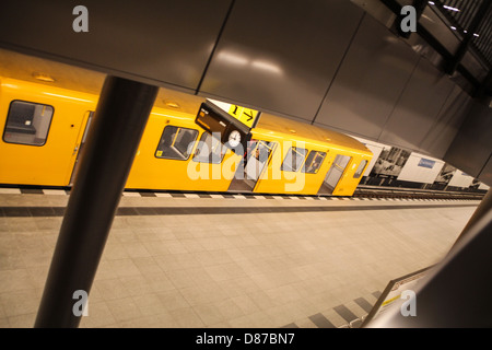 U-Bahn-Linie U55 der Berliner U-Bahn, in der Station Brandenburger Tor Stockfoto