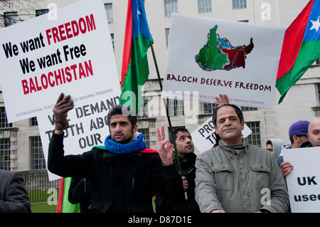 Balochistan Protest vor Downing Street protestieren Völkermord durch Besetzung von Pakistan. Stockfoto