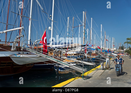 Segelboote im Hafen von Bodrum, Türkei Stockfoto