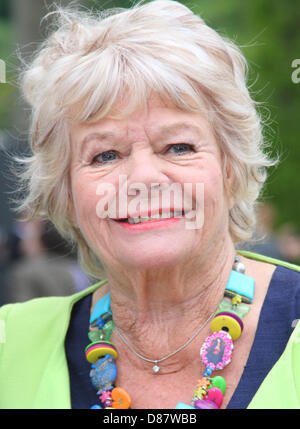 Chelsea, London, UK. 20. Mai 2013. Judith Chalmers an der RHS Chelsea Flower Show Presse und VIP Preview Tag, Royal Hospital Chelsea, London - 20. Mai 2013 Foto von Keith Mayhew/Alamy Live-Nachrichten Stockfoto