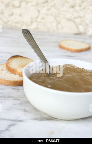 Traditionelle französische weiße Zwiebel-Marmelade Stockfoto