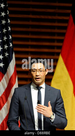 Vizekanzler und Wirtschaftsminister Philipp Roesler hält eine Rede an der Stanford University im Silicon Valley in Kalifornien, USA, 21. Mai 2013. Rösler wird besucht von mehr als 100 Managern der deutschen Start-ups und IT-Unternehmen bei seinem Besuch in den USA vom 19. bis 24. Mai 2013. Foto: Ole Spata Stockfoto