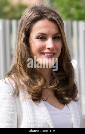 Prinzessin Letizia von Spanien besucht die Eröffnung des neuen Integration und Chancen-Bereich von APROCOR Stiftung am 21. Mai 2013 in Madrid, Spanien Stockfoto