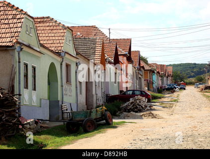 Typische Siebenbürger Dorfstruktur, hier in Calnic. Calnic, Deutsch Kelling ist ein Dorf in der Grafschaft Alba in Siebenbürgen, Rom Stockfoto