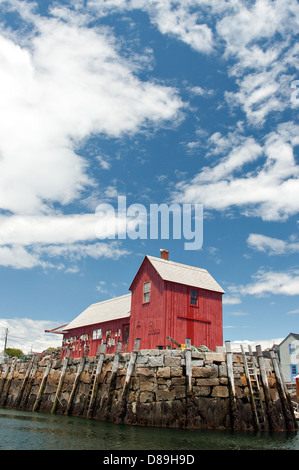 Ein roter Hummer-Hütte auf den Hafen in Rockport, Massachusetts. Stockfoto