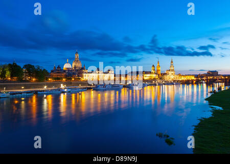 Deutschland/Sachsen/Dresden, Skyline von Dresden am Abend, 12. Mai 2013 Stockfoto