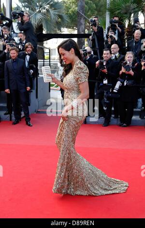 Cannes, Frankreich. 21. Mai 2013. ROSARIO DAWSON. Hinter der Kandelaber premiere.66th Cannes Film Festival.Cannes, France.May 21, 2013. (Bild Kredit: Kredit: Roger Harvey/Globe Photos/ZUMAPRESS.com/Alamy Live-Nachrichten) Stockfoto