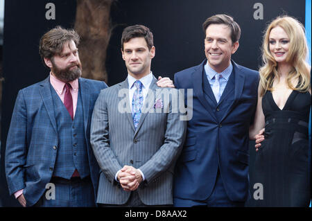 Die Besetzung besucht auf 22.05.2013 am Empire Leicester Square, London die Europäische Premiere von The Hangover Teil III. Personen im Bild: Ed Helms, Zach Galifianakis und Justin Bartha, Heather Graham. Bild von Julie Edwards Stockfoto