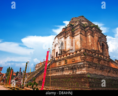 Alten Pagode am Wat Chedi Luang Tempel in Chiang Mai, Thailand Stockfoto