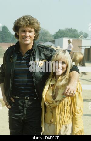 CATHERINE HICKLAND mit David Hasselhoff. (Kredit-Bild: © Bob V. Noble/Globe Photos/ZUMAPRESS.com) Stockfoto