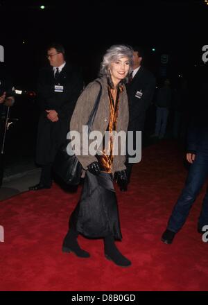 EMMYLOU HARRIS an Sling Blade premiere in Los Angeles, Ca. 1996.k6983lr. (Kredit-Bild: © Lisa Rose/Globe Photos/ZUMAPRESS.com) Stockfoto