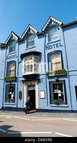 Außenansicht des Hotels Engel auf Rhosmaen Street Llandeilo Carmarthenshire Wales UK Stockfoto