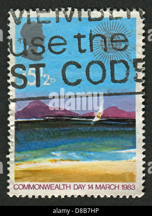 UK - ca. 1983: Eine Briefmarke gedruckt in UK zeigt Bild des Tropical Island, ca. 1983. Stockfoto