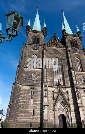 Kirche auf dem Platz in Stadt Chrudim, Tschechische Republik Stockfoto