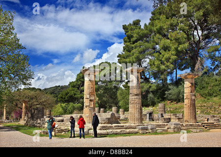 Der Tempel der Hera (auch bekannt als Heraion) ist einem alten dorischen griechischen Tempel in Olympia, Ilia (Elis), Peloponnes, Griechenland. Stockfoto