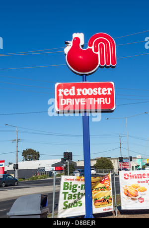 Erhöhten Zeichen für Red Rooster Chicken Restaurant Sunbury, Victoria, Australien Stockfoto