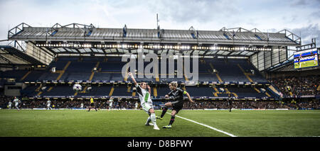 Stamford Bridge, London, UK. 23. Mai 2013. Gesamtansicht, 23. Mai 2013 - Fußball / Fußball: UEFA Womens Champions League Finale match zwischen VfL Wolfsburg 1-0 Olympique Lyonnais an der Stamford Bridge in London, England. (Foto: Maurizio Borsari/AFLO/Alamy Live-Nachrichten) Stockfoto