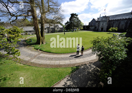 Dartington Hall Hof, Totnes, Devon. Besucherzentrum, Konferenz & Kunst Veranstaltungsort. Hotel Conference Center & Kunst Veranstaltungsort. Stockfoto