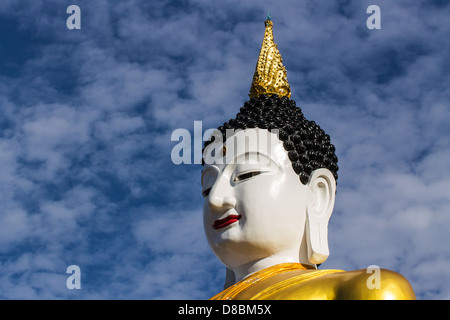 große Buddha-Statue im Goldenen Dreieck Stockfoto