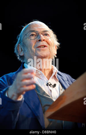 Sir Quentin Blake ist ein englischer Cartoonist, Illustrator und Kinderbekleidung Schriftsteller. Stockfoto