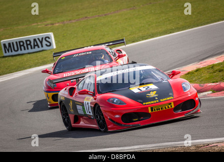 1986 Ferrari 328 GTB mit Fahrer Peter Everingham Tagung des 2013 CSCC Snetterton, Norfolk, Großbritannien. Stockfoto