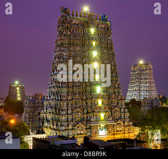 Meenakshi-Tempel - einer der größten und ältesten indischen Tempel in Madurai, Tamil Nadu, Indien Stockfoto