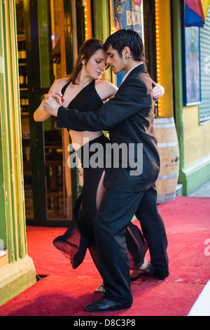 Tango-Tänzer in El Caminito. Buenos Aires, Argentinien. Stockfoto