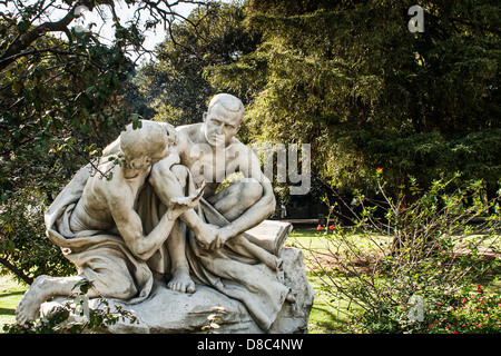 Statue am Plaza General San Martin. Stockfoto