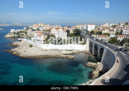 Anse de la Fausse Monnaie und Malmousque Peninsula Entlang der Küstenstraße oder Corniche Kennedy Marseille Provence France Stockfoto