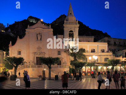 Italien, Sizilien, Taormina, Piazza IX Aprile, Kirche San Giuseppe, Stockfoto