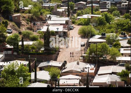 25. April 2013 - Nogales, Sonora, Mexiko - The Buenos Aires Nachbarschaft in Nogales, Son., ist Mex. eine typische, gemäßigte Nachbarschaft in der Grenze-Gemeinschaft. (Kredit-Bild: © wird Seberger/ZUMAPRESS.com) Stockfoto