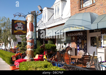 Die berühmte Schats Bäckerei (Bakkery) in Kalifornien Bischof am malerischen Highway 395 Stockfoto