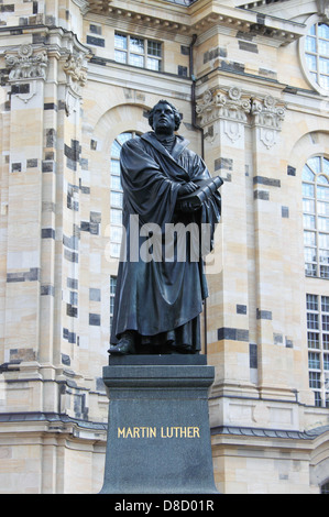 Martin Luther-Statue vor der Frauenkirche Dresden Stockfoto