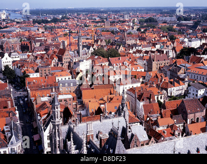 Blick über die Dächer von den Belfried, Brügge, West-Flandern, Belgien, Europa. Stockfoto