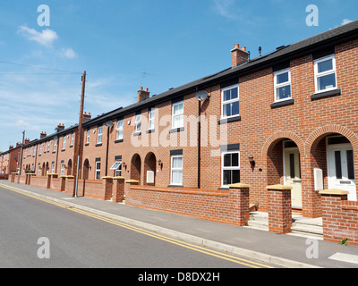 Häuserzeile neu bauen, Reihenhaus in Sandbach Cheshire UK Stockfoto